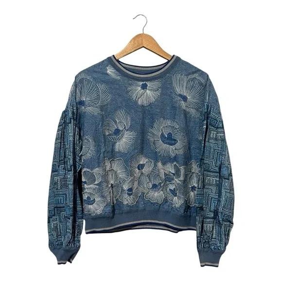 Conditions Apply Women's Embroidered Top Size Medium Blue Long Sleeves - Picture 2 of 5